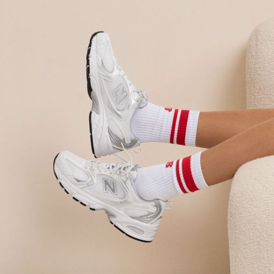 Schuhe NEW BALANCE 530 White mit Silver Metallic Unisex