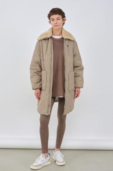 Mantel EMBASSY OF BRICKS AND LOGS Kyoto Pale Olive